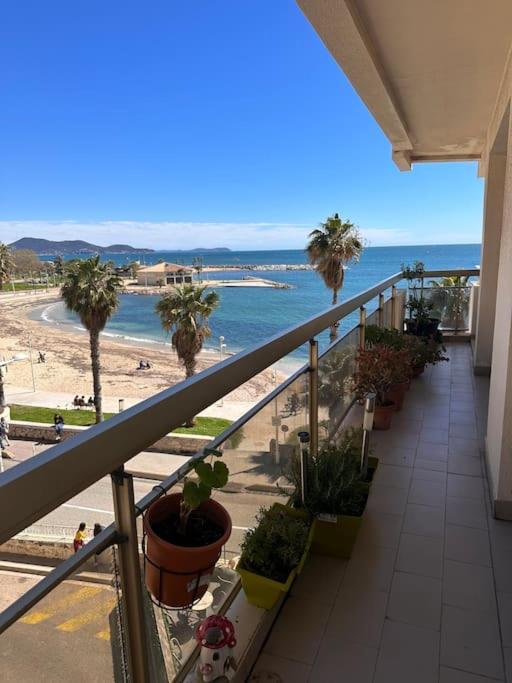 Appartement Panoramique Sur Mer Toulon Exterior foto
