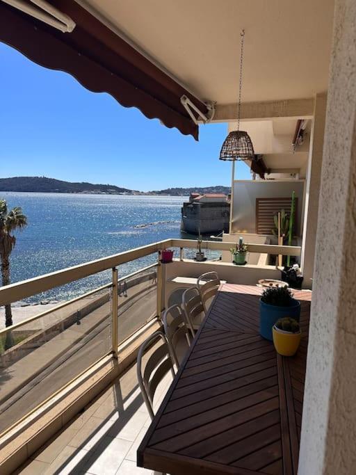 Appartement Panoramique Sur Mer Toulon Exterior foto