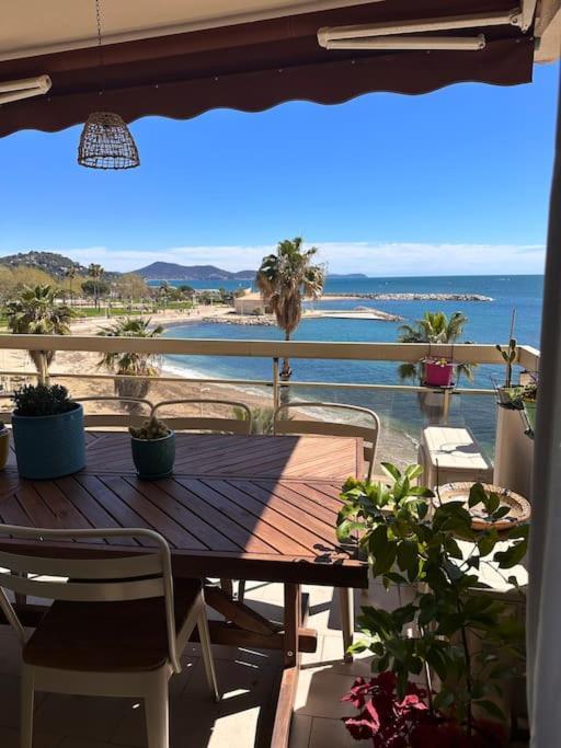 Appartement Panoramique Sur Mer Toulon Exterior foto